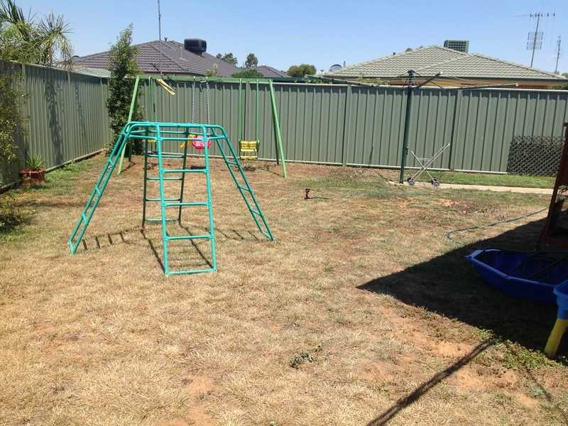 10 Woodlands Circuit, Echuca VIC 3564