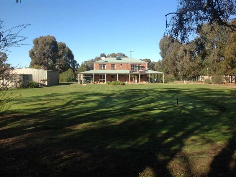 35 Riverview Court, Echuca VIC 3564