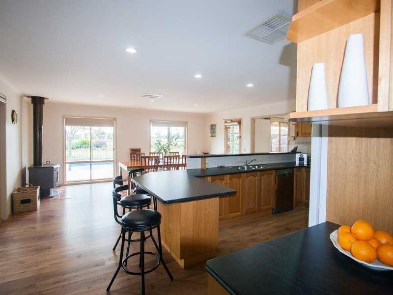 9 Casey Rd, Echuca VIC 3564