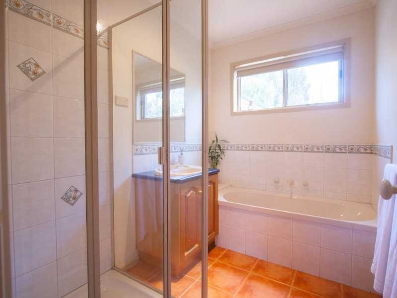 9 Casey Rd, Echuca VIC 3564