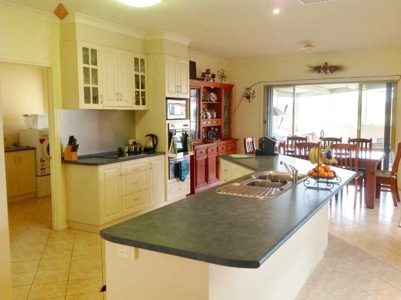 17 Village Court, Echuca VIC 3564