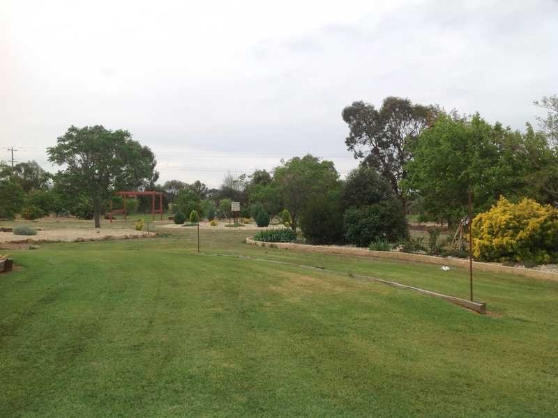 17 Village Court, Echuca VIC 3564