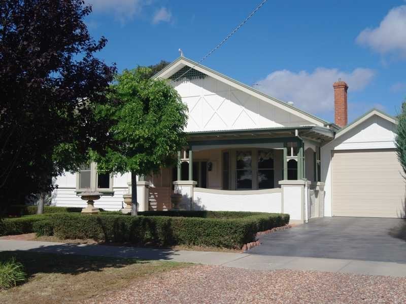 87 Mitchell Street, Echuca VIC 3564