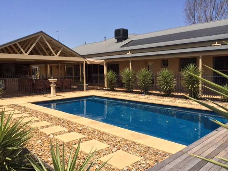 20 Hollara Drive, Moama NSW 2731