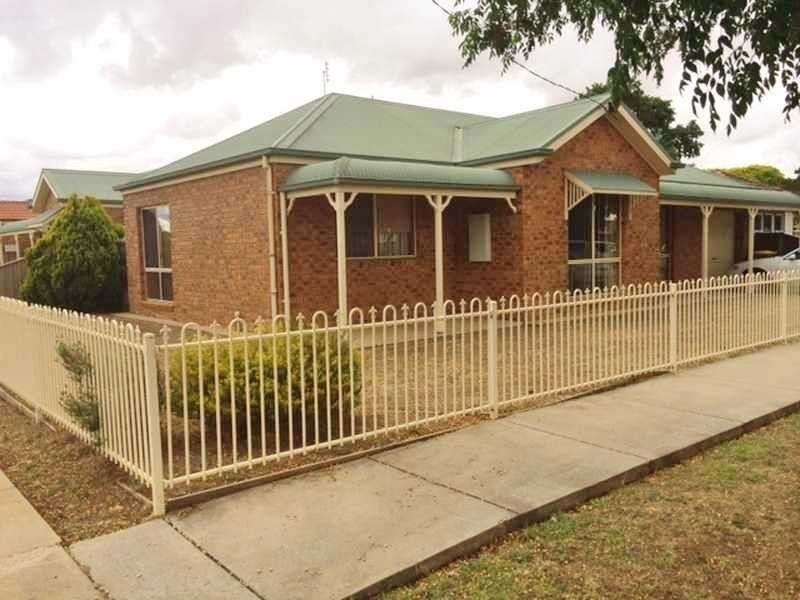 12 Francis St, Echuca VIC 3564