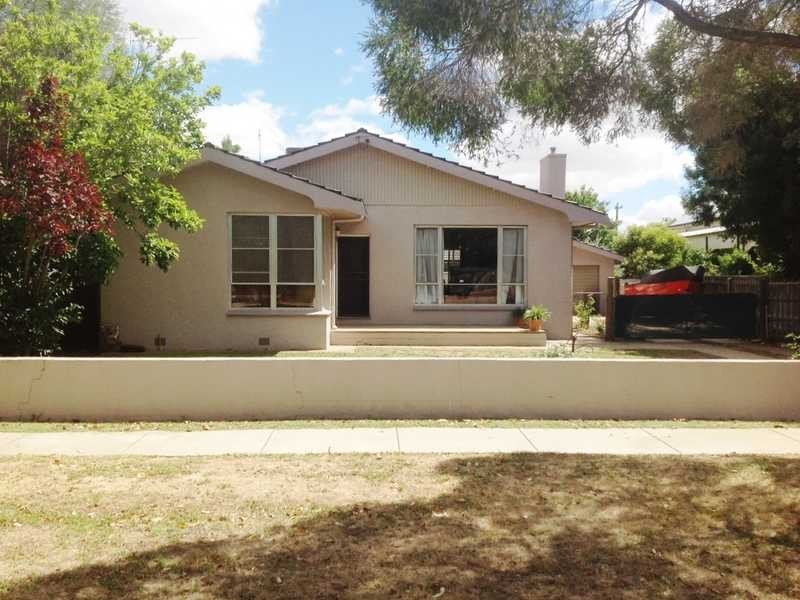 10 Simms Street, Moama NSW 2731