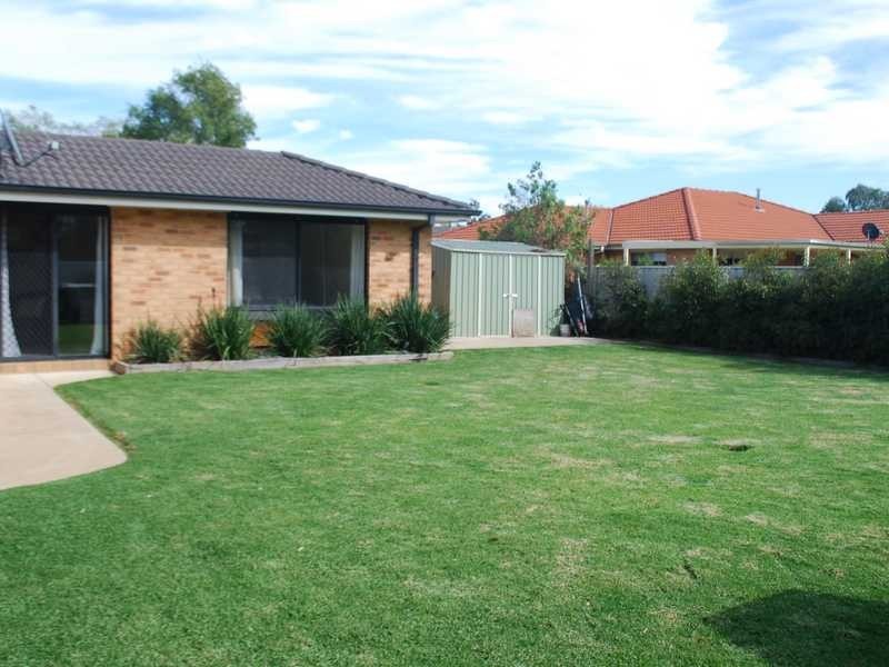 4 Stirling Ct, Moama NSW 2731