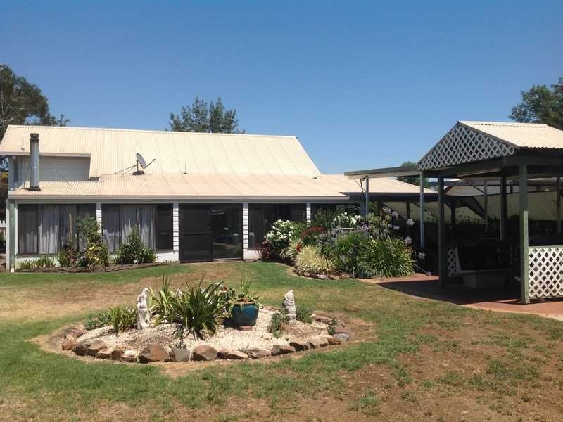 94 Sutton St, Echuca VIC 3564