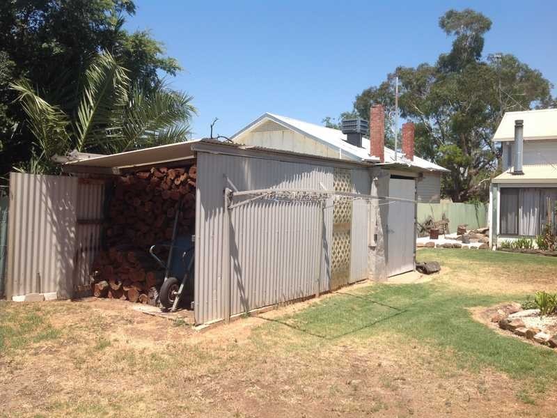 94 Sutton St, Echuca VIC 3564