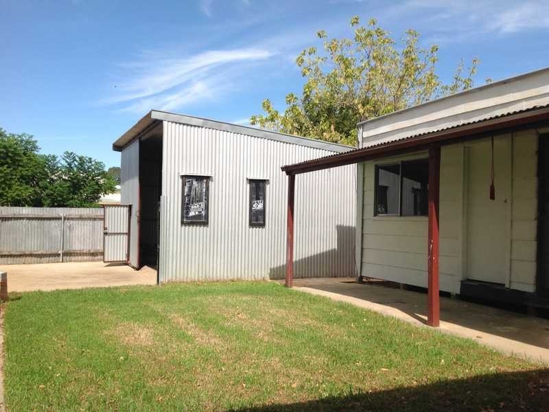 27 Regent Street, Moama NSW 2731