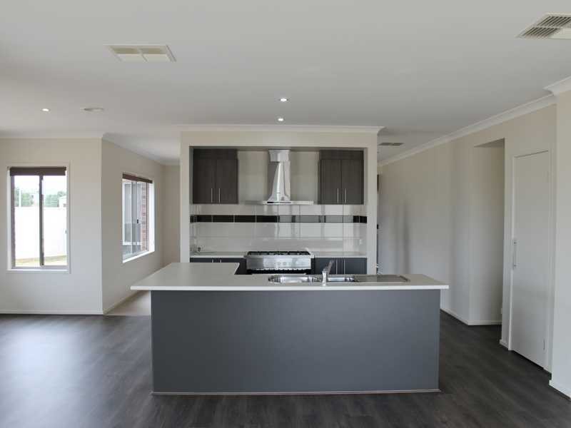 11 Healey Ct, Moama NSW 2731