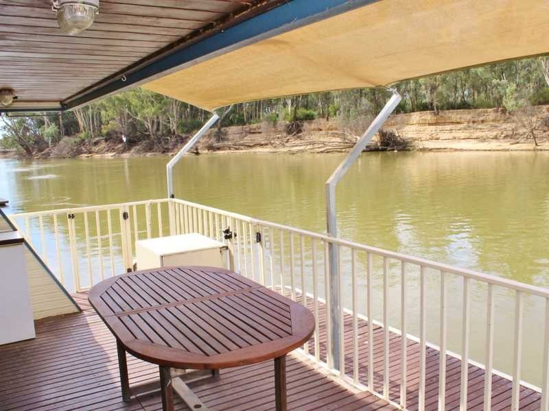 YA132 VIC Park Mooring, Echuca VIC 3564