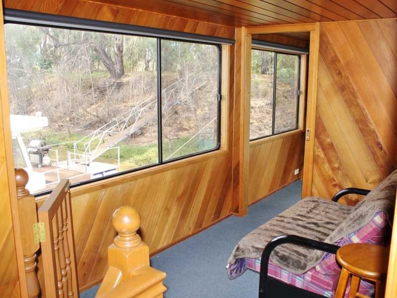 YA132 VIC Park Mooring, Echuca VIC 3564