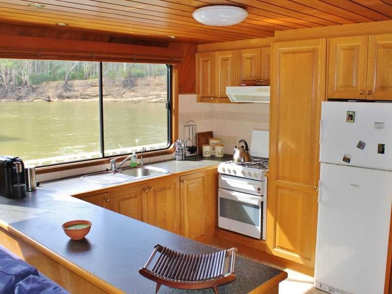 YA132 VIC Park Mooring, Echuca VIC 3564