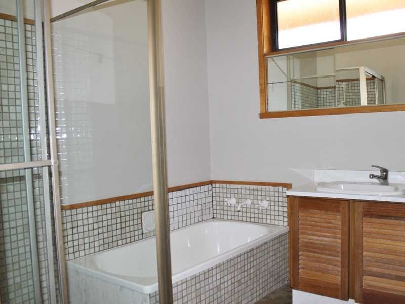 11 Vines Street, Echuca VIC 3564