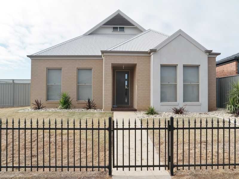 17 James Street, Echuca VIC 3564