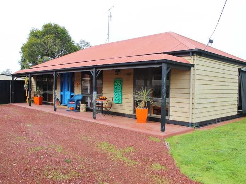 86 Crossen St, Echuca VIC 3564