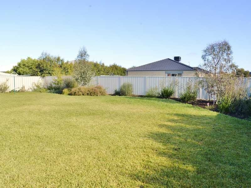 4 Aviemore Court, Moama NSW 2731