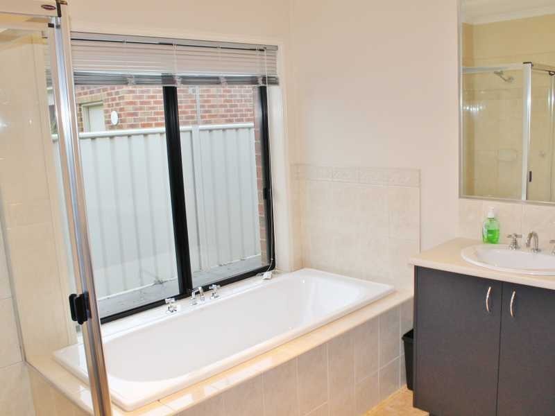 5 Oban Court, Moama NSW 2731