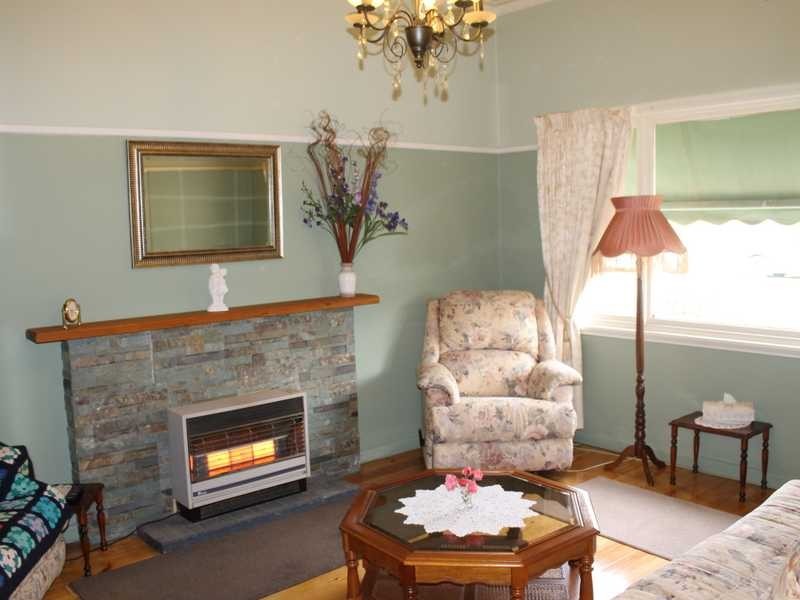 11 Morton Street, Rochester VIC 3561