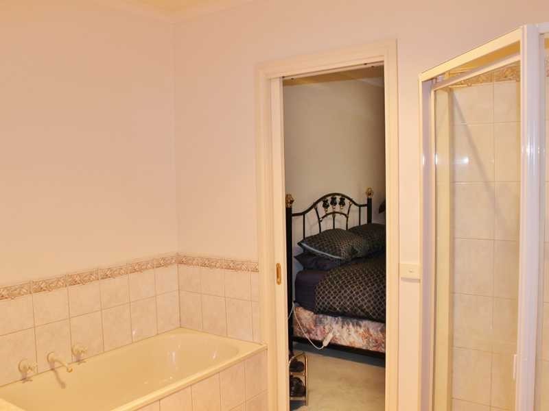 15 Council St, Moama NSW 2731