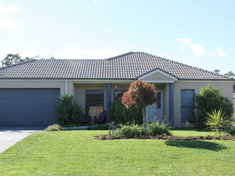 19 Glencoe Blvd, Moama NSW 2731