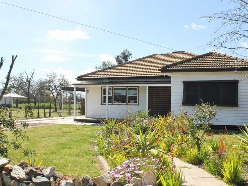 34 Haverfield Street, Echuca VIC 3564