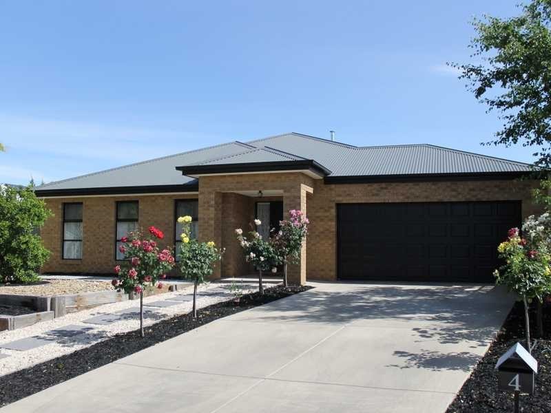 4 Kingfisher Drive West, Moama NSW 2731