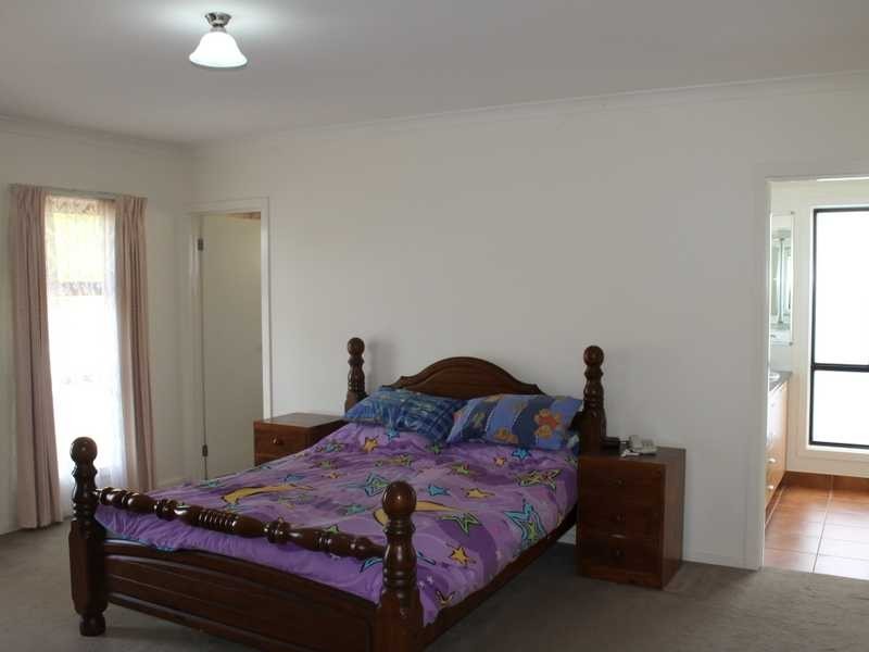 4 Kingfisher Drive West, Moama NSW 2731