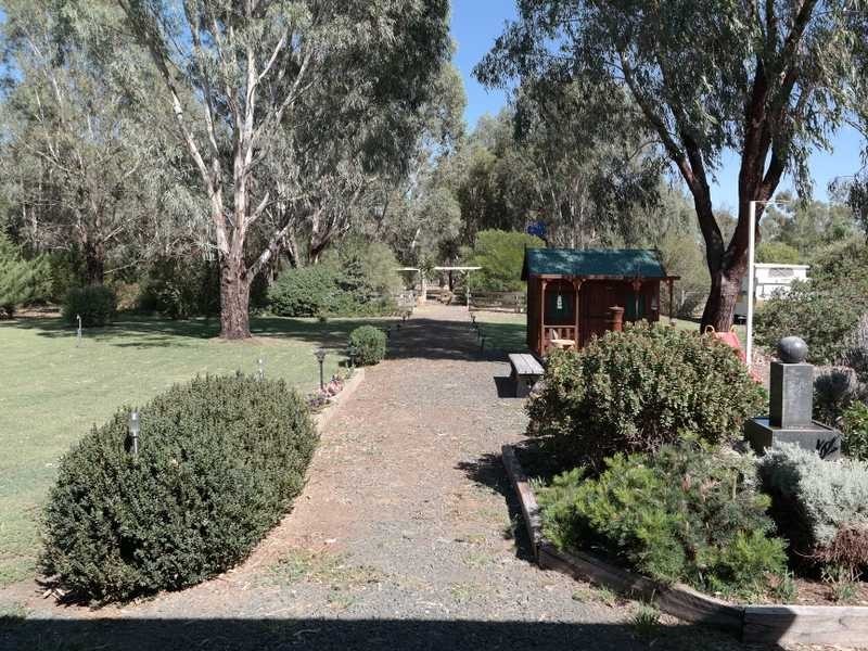 13 Riverview Court, Echuca VIC 3564