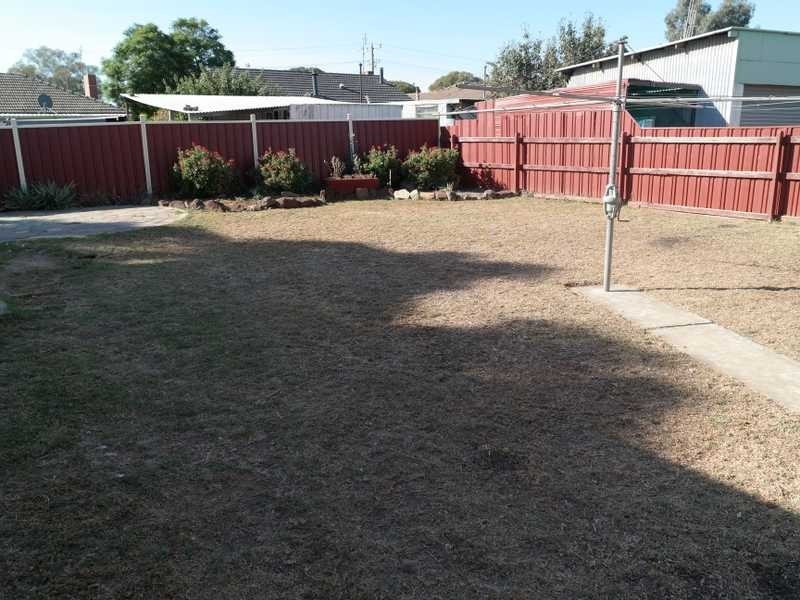 244 Ogilvie Avenue, Echuca VIC 3564
