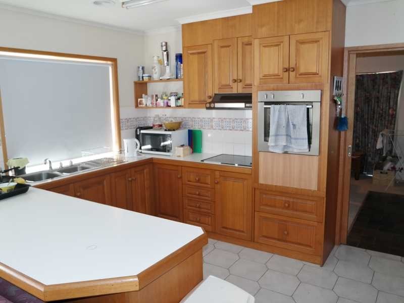 32 Pevensey Place, Echuca VIC 3564