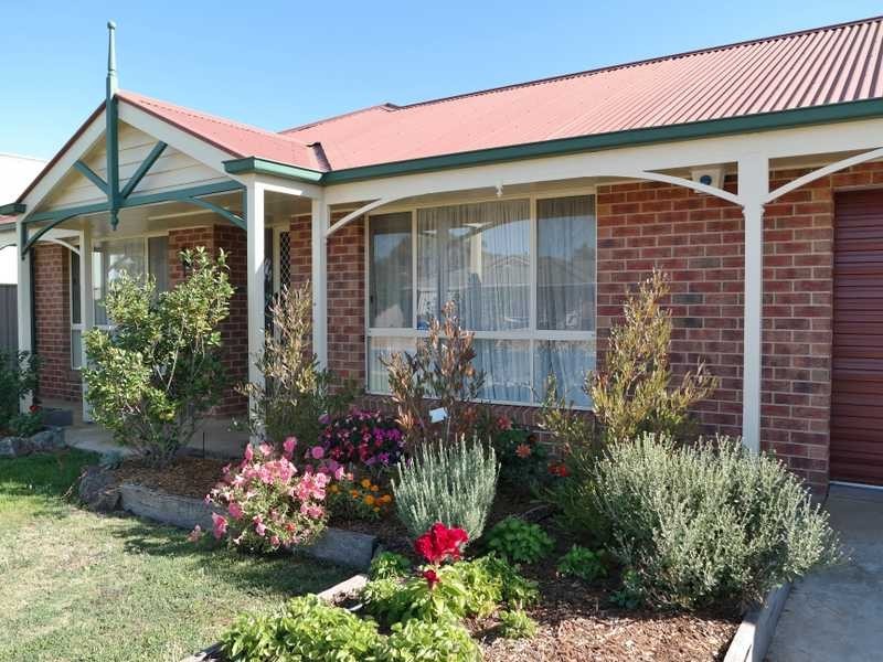 7 Genevieve Avenue, Echuca VIC 3564