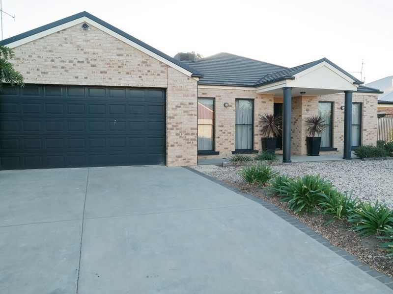 10 Kingfisher Drive, Moama NSW 2731
