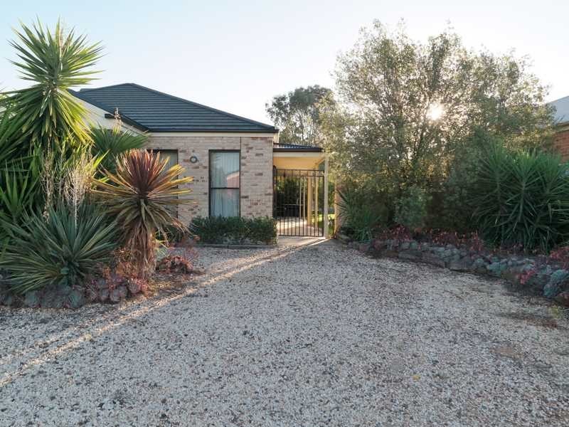 10 Kingfisher Drive, Moama NSW 2731