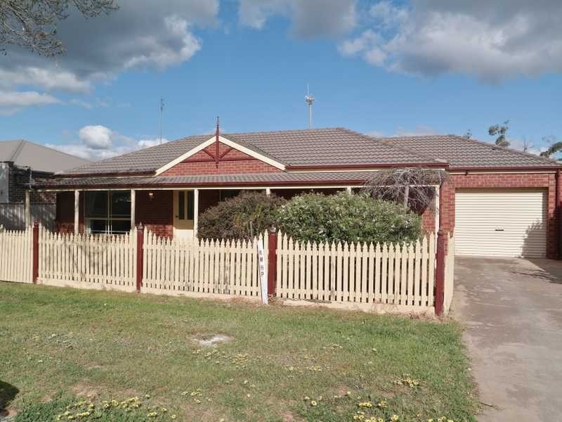 33 Porter Street, Moama NSW 2731