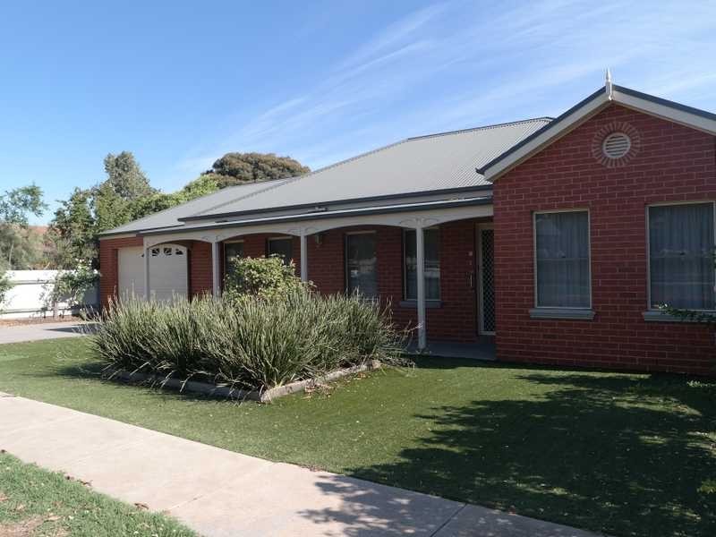 22 Simms Street, Moama NSW 2731