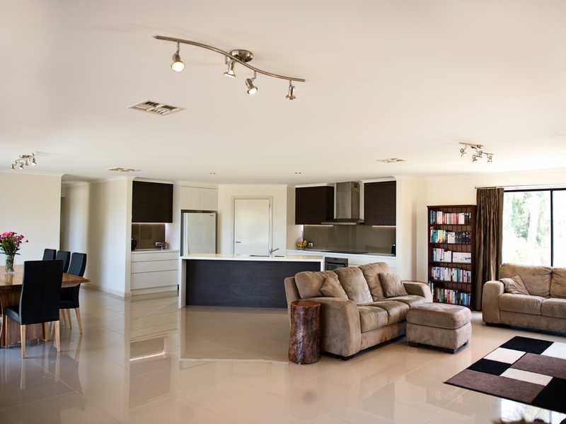 3 Village Court, Echuca VIC 3564