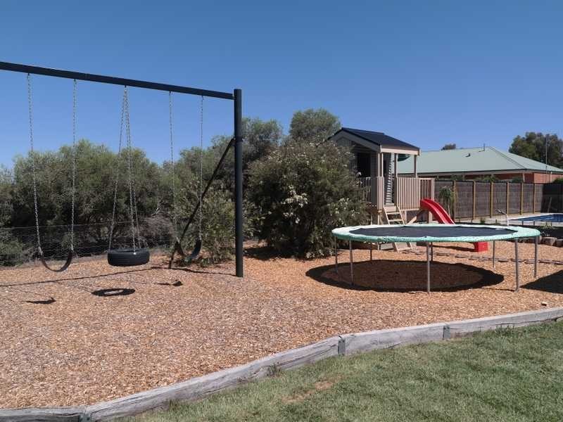 3 Village Court, Echuca VIC 3564