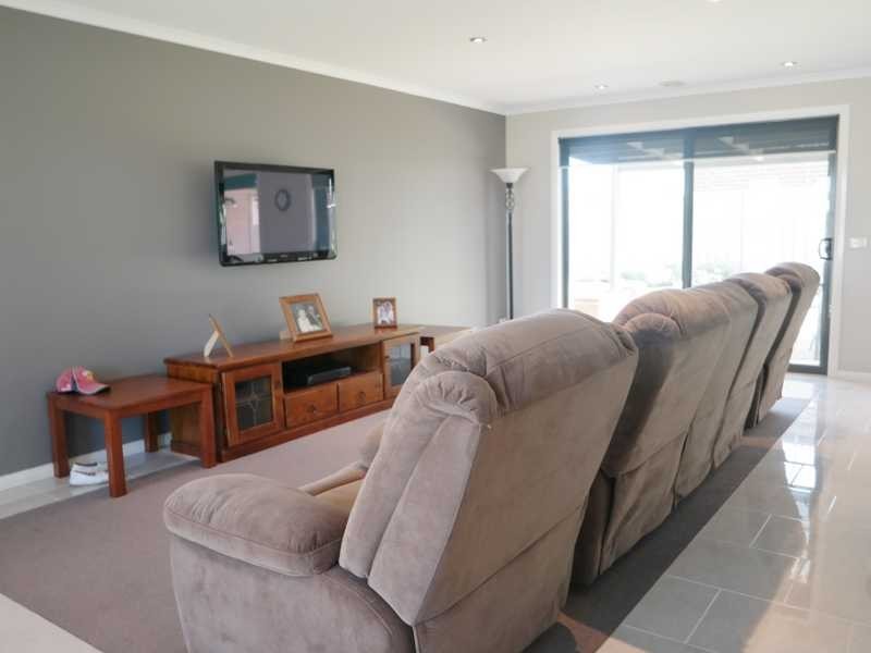 12 Sunset Avenue, Echuca VIC 3564