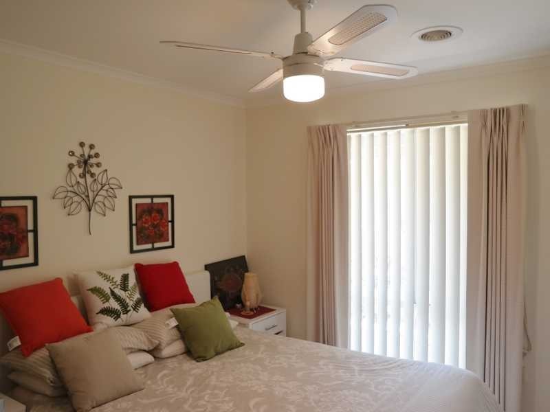 24 Woodlands Circuit, Echuca VIC 3564