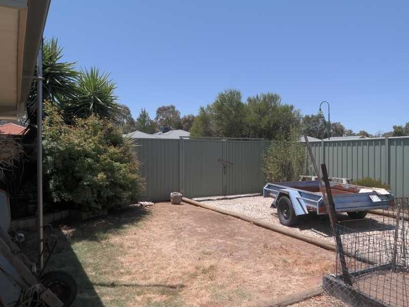 24 Woodlands Circuit, Echuca VIC 3564