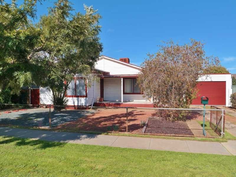 17 Regent Street, Moama NSW 2731