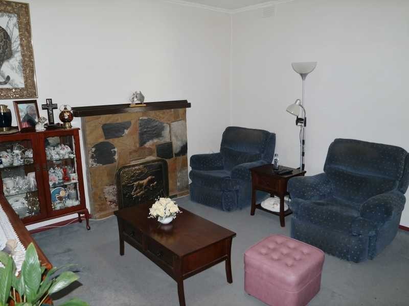 17 Regent Street, Moama NSW 2731