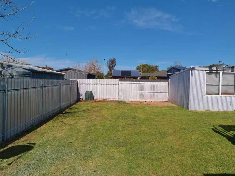17 Regent Street, Moama NSW 2731
