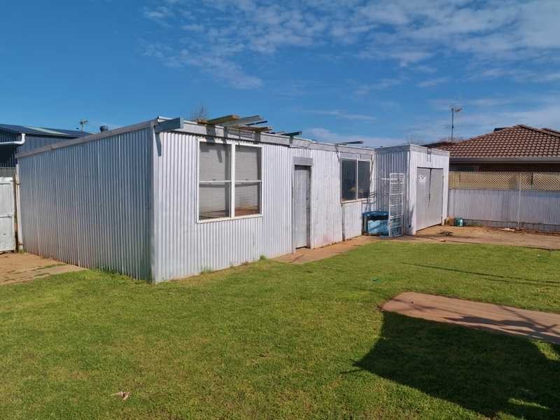 17 Regent Street, Moama NSW 2731