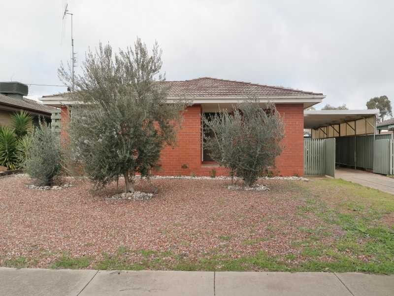 375 Ogilvie Avenue, Echuca VIC 3564