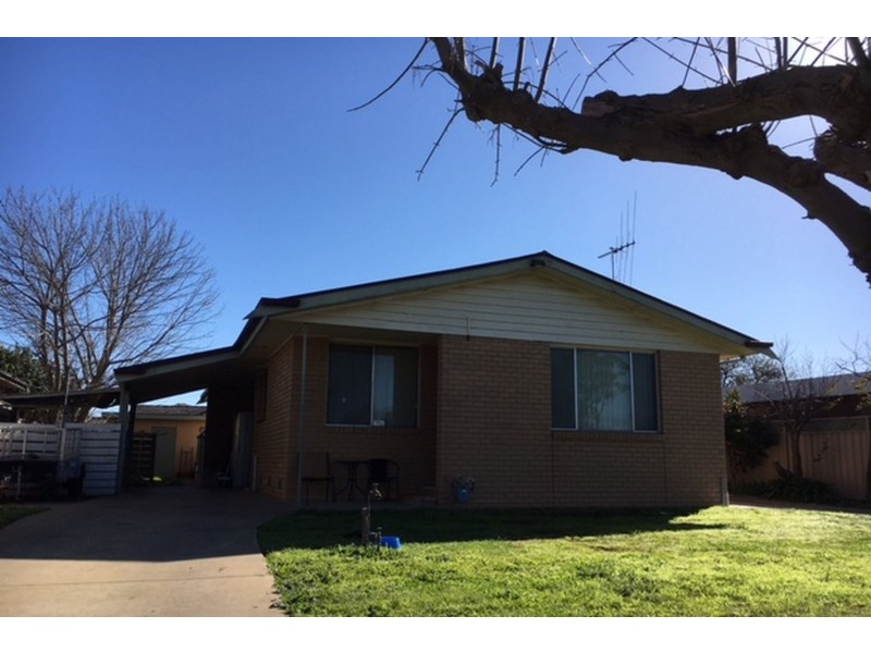 Unit 1 & 2/58 Simmie Street, Echuca VIC 3564