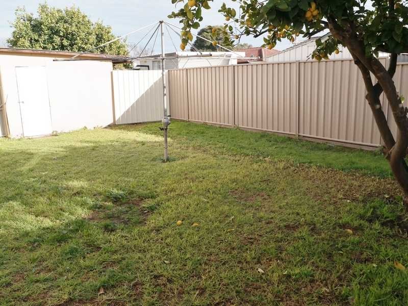 Unit 1 & 2/58 Simmie Street, Echuca VIC 3564