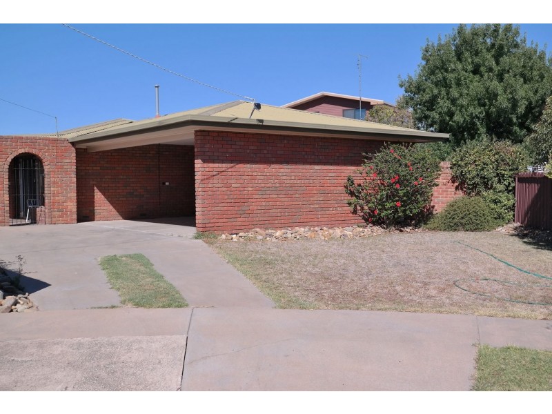 12 Ostram Court, Echuca VIC 3564
